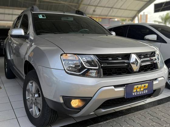 RENAULT DUSTER 1.6 16V SCE FLEX DYNAMIQUE X-TRONIC RENAULT DUSTER 1.6 16V SCE FLEX DYNAMIQUE X-TRONIC